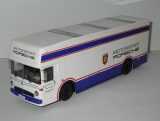 Mercedes Renntransporter - Porsche Motorsport