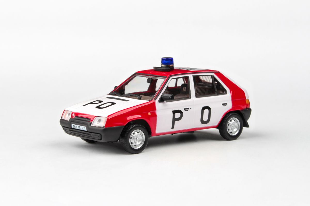 Škoda Favorit 136L (1988) 1:43 - Požární Ochrana (maják AZD 500/501)