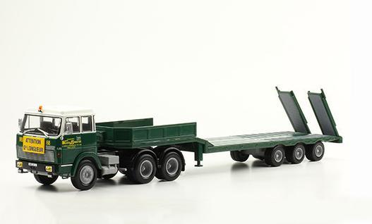 HANOMAG HENSCHEL F 221 (přepravník těžké techniky) - camion